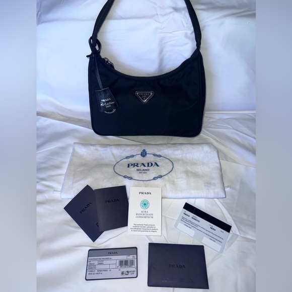 Prada Re-edition 2000 Handbag - Picture 10 of 15